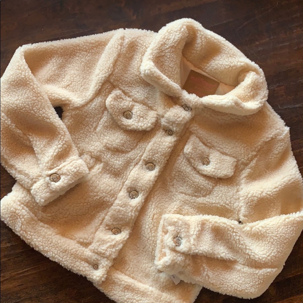 NWT Adorable Cream Fuzzy Girls Jacket